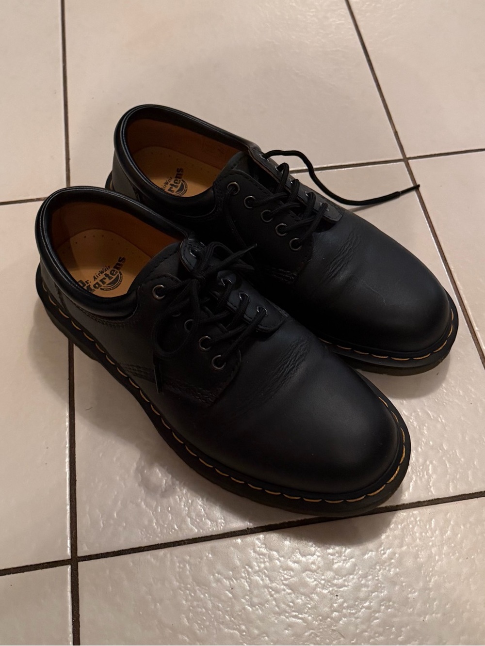 Dr Martens 8053 Leather Oxford Shoes
